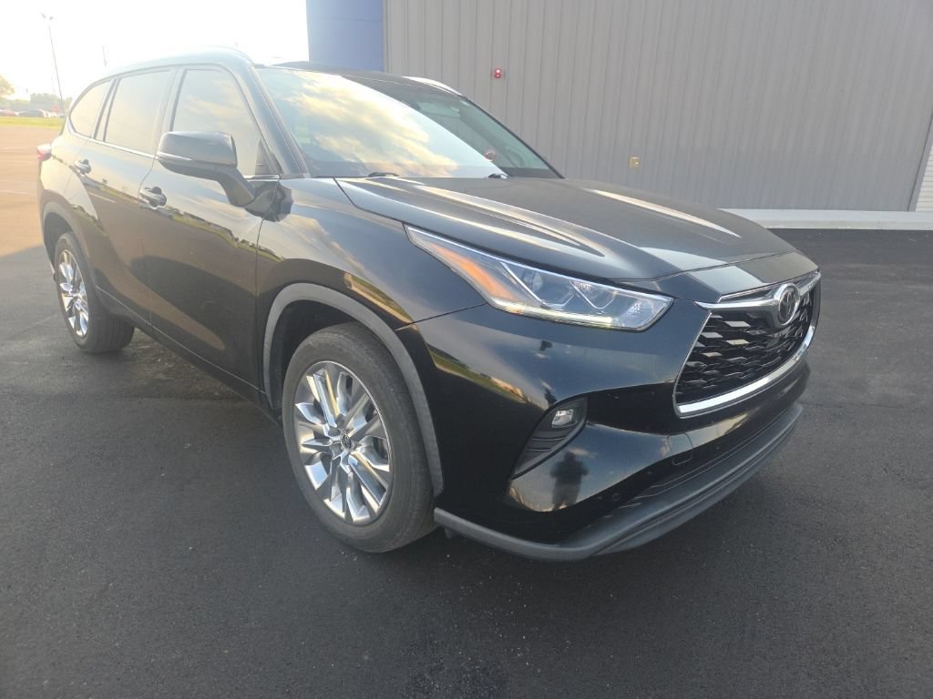 Used 2021 Toyota Highlander Limited