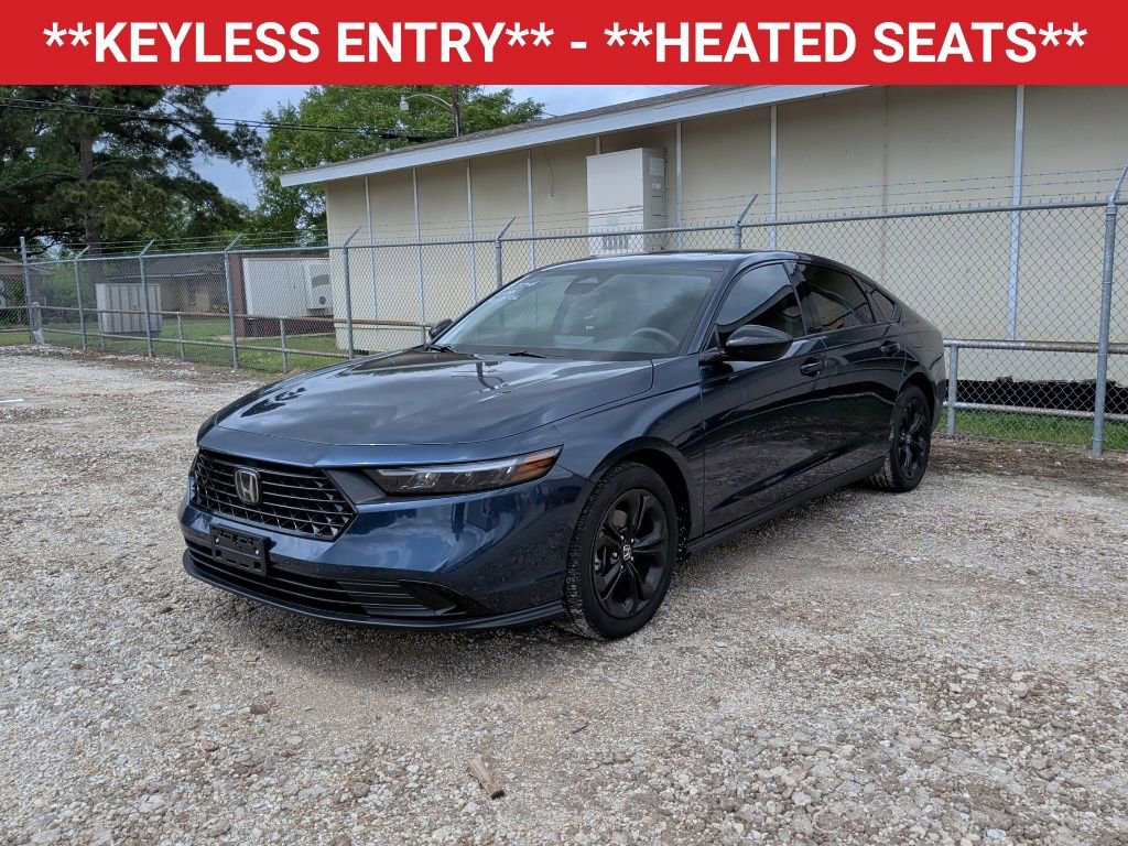 Used 2025 Honda Accord SE image 3