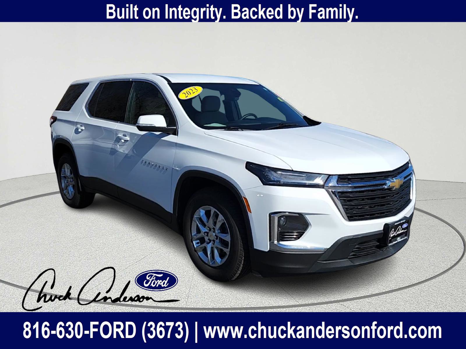 Used 2023 Chevrolet Traverse LS