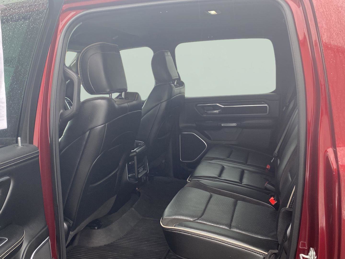 Used 2023 RAM 1500 Laramie AWD/4WD image 13