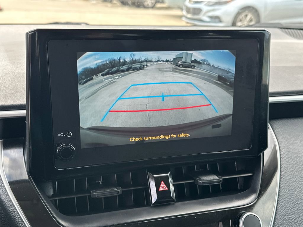 Certified 2025 Toyota Corolla LE image 25