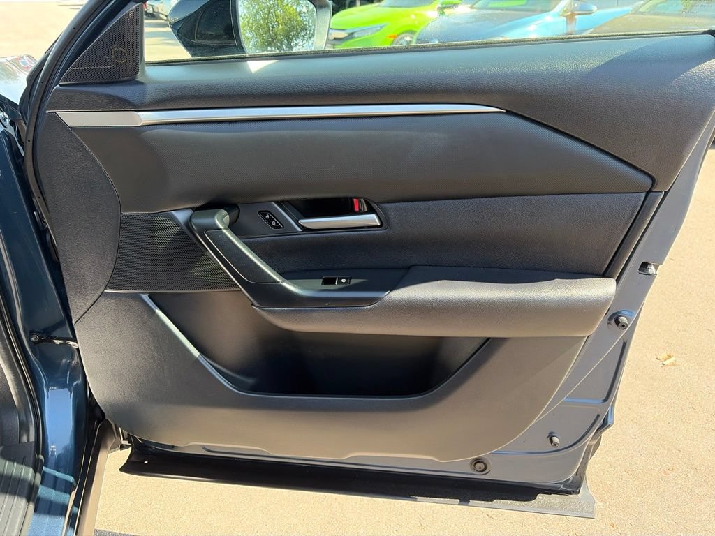 Used 2025 MAZDA CX-50 AWD 2.5 S w/ Preferred Package image 11