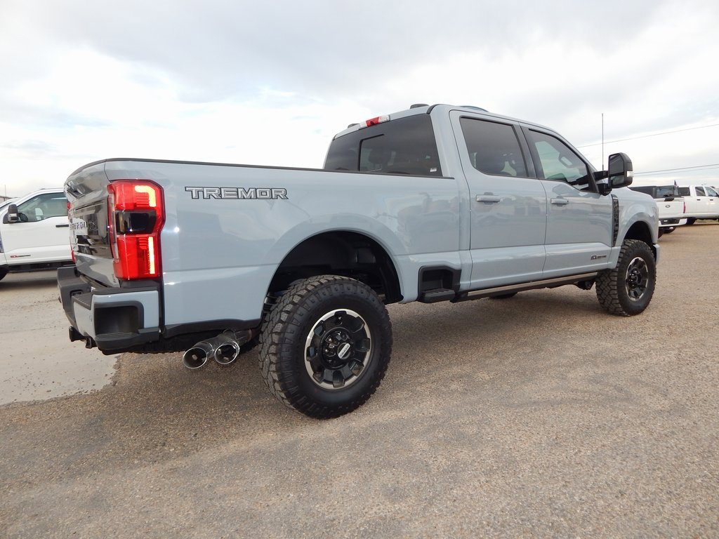 New 2026 Ford F350 4x4 Crew Cab Super Duty image 3