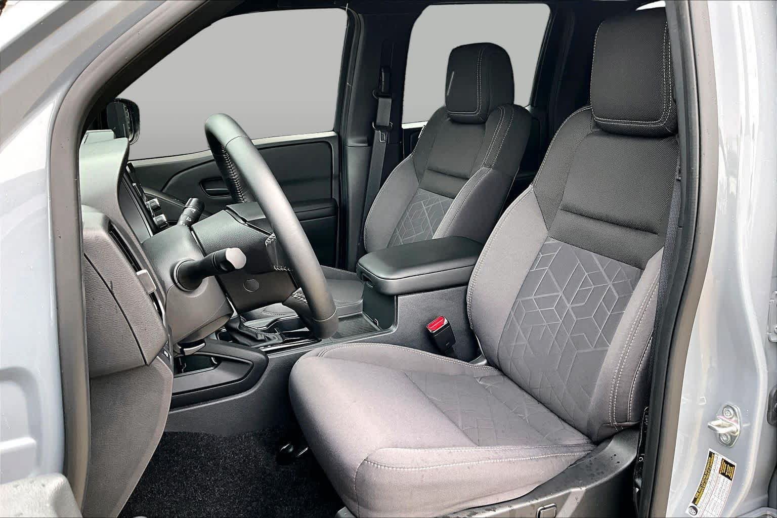 Certified 2026 Nissan Frontier SV w/ SV Convenience Package RWD image 7