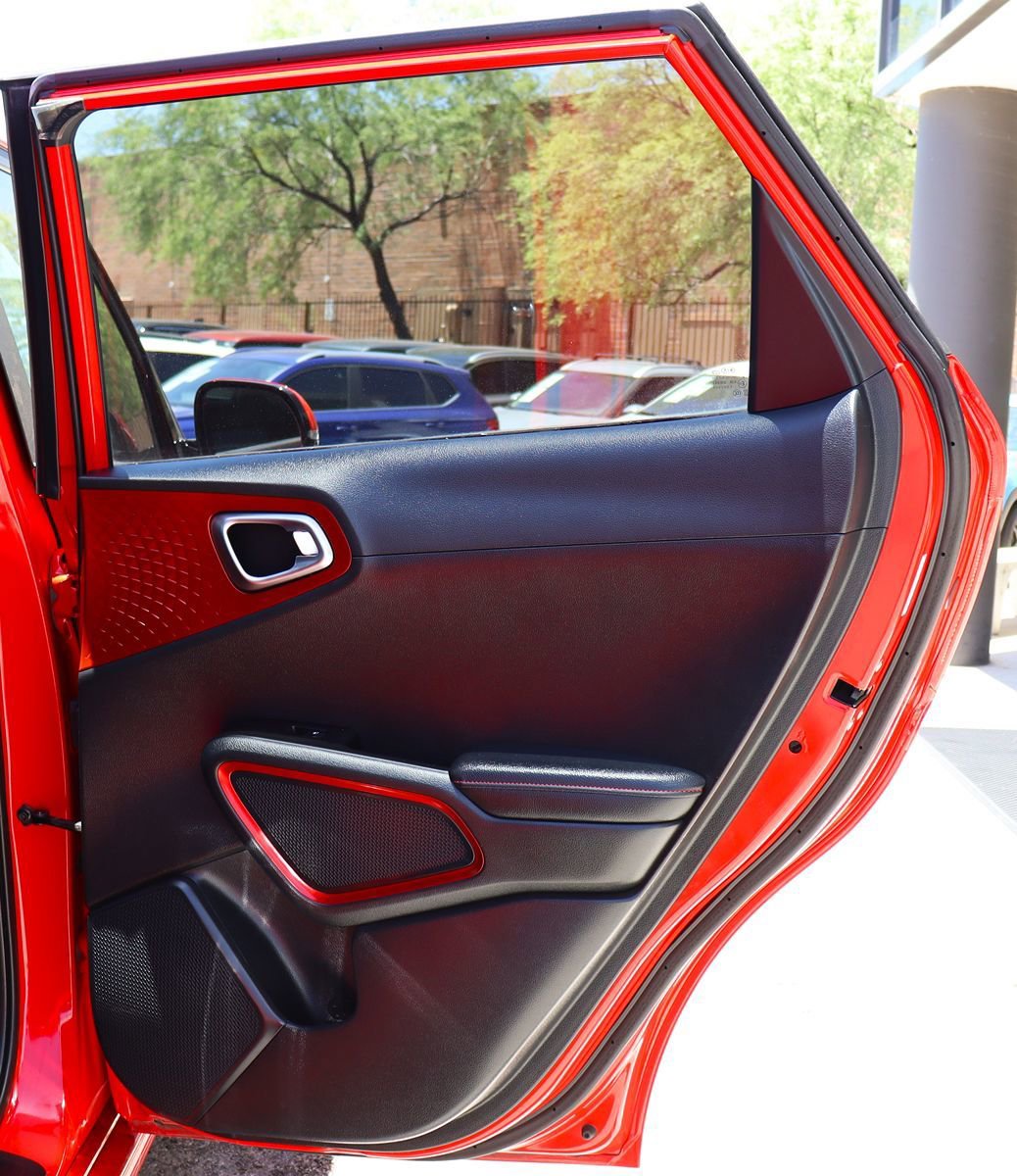 Used 2021 Kia Soul Turbo FWD image 26