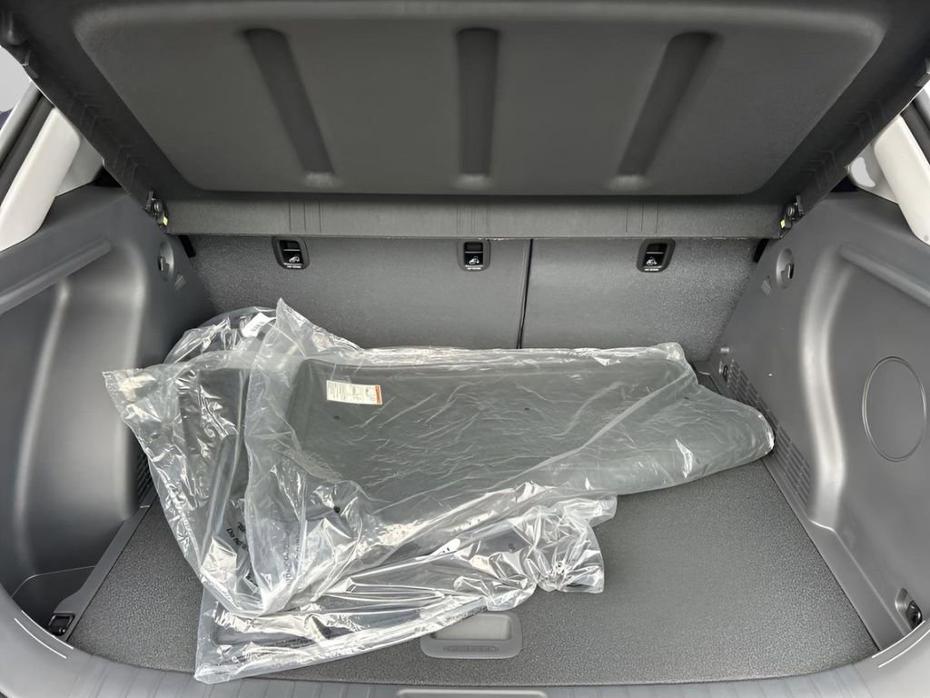 New 2026 Hyundai Kona Limited image 17