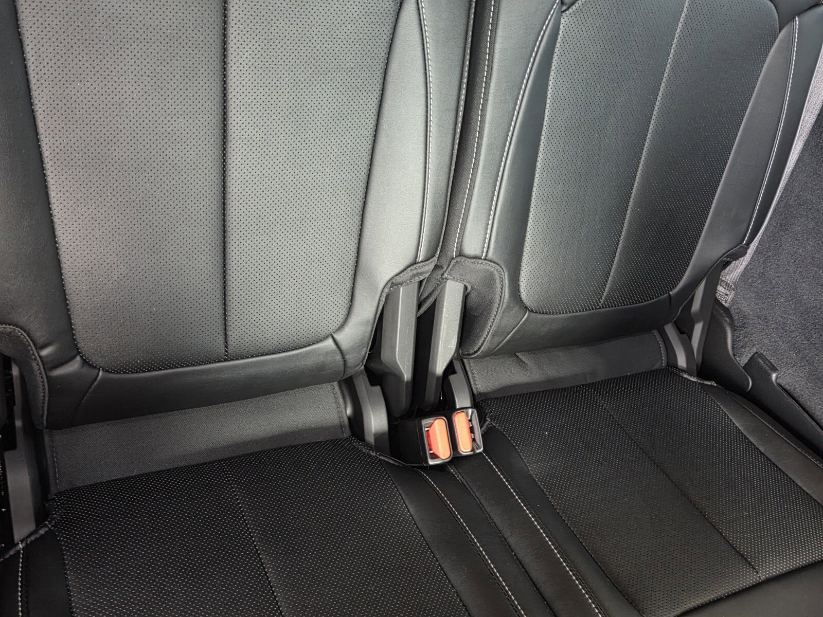 Used 2024 Jeep Grand Cherokee L Overland w/ Trailer Tow Package image 12