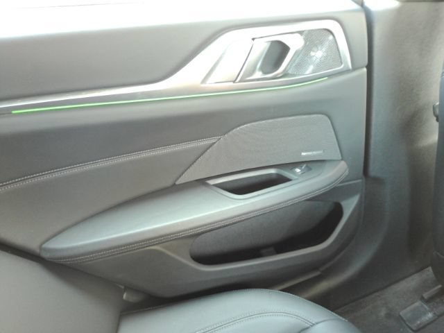 Used 2023 BMW i4 eDrive40 RWD image 30