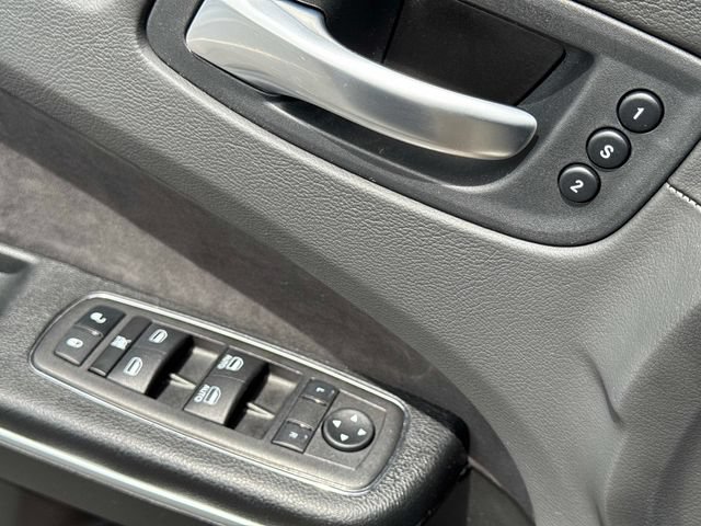 Used 2023 Chrysler 300 C RWD image 29