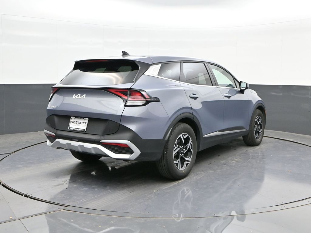 Used 2025 Kia Sportage LX image 11