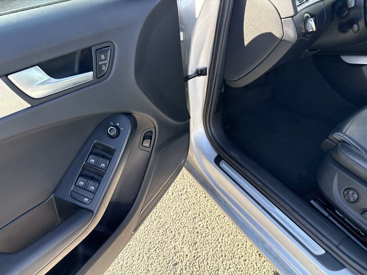 Used 2010 Audi A4 2.0T Premium Plus AWD/4WD image 7