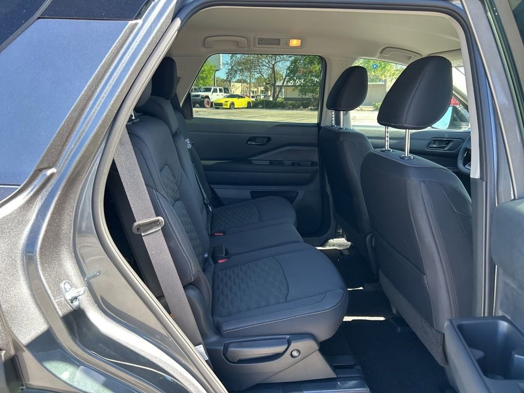 New 2026 Nissan Pathfinder SV image 44