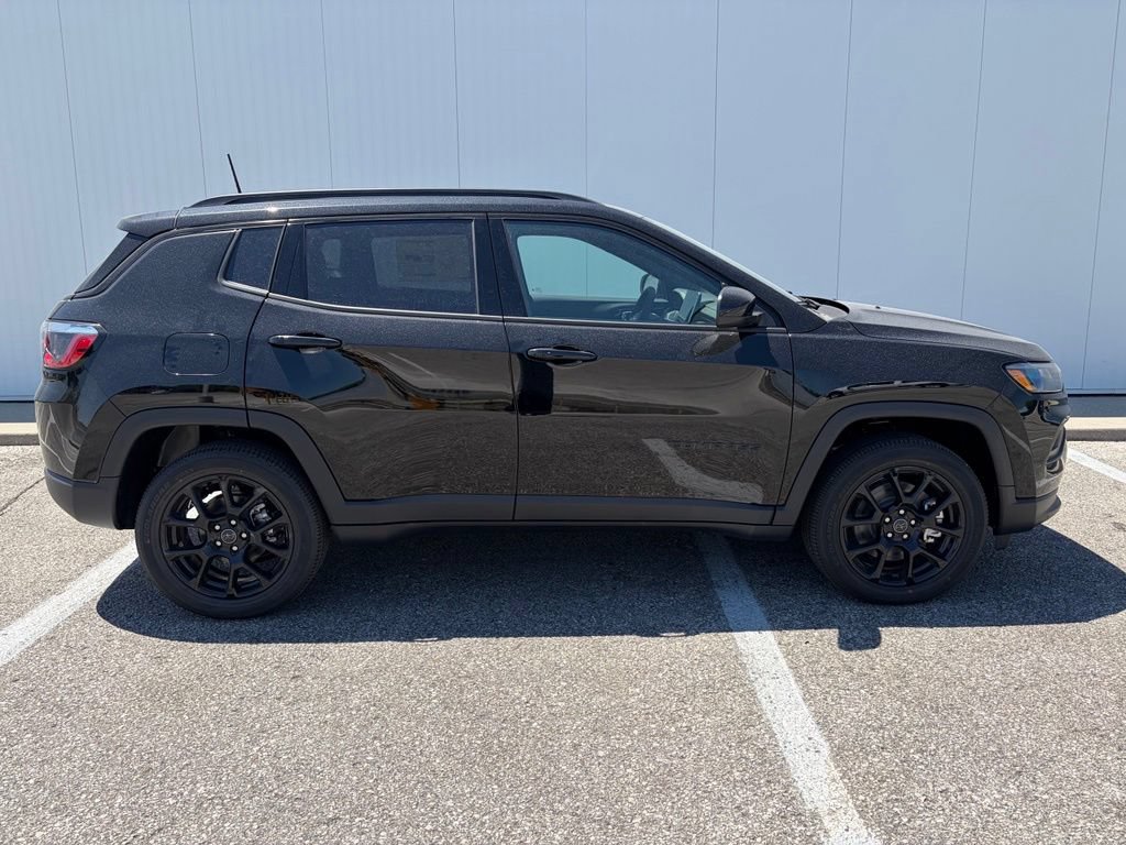 New 2026 Jeep Compass Latitude AWD/4WD image 7