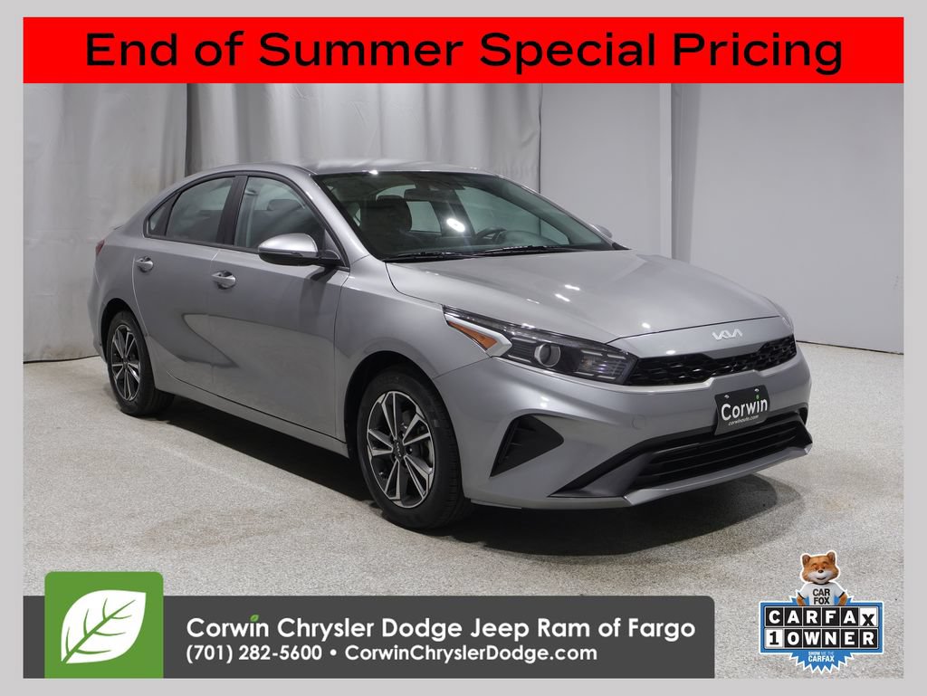 Used 2023 Kia Forte LXS w/ LXS Technology Package FWD image 1