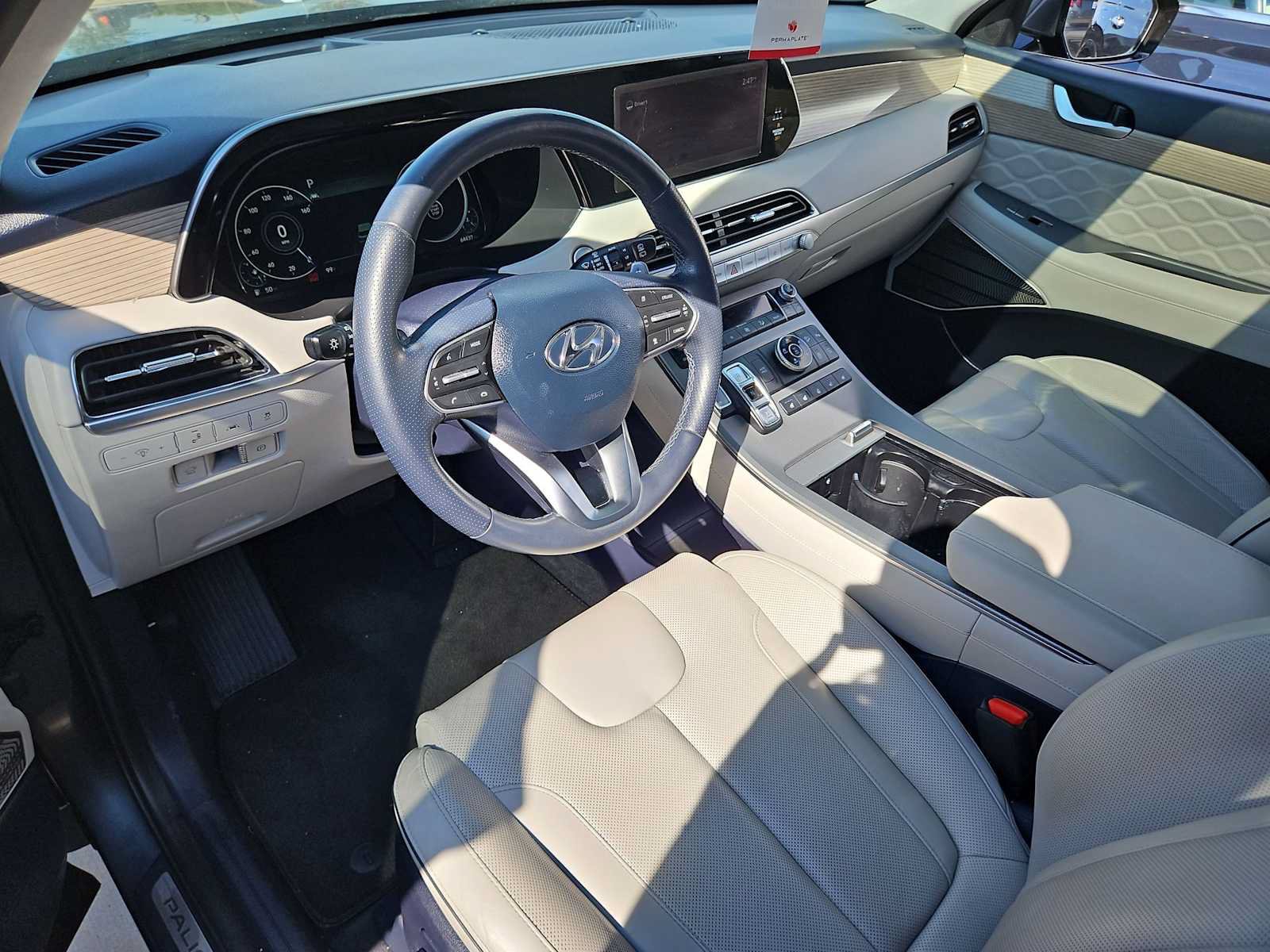 Certified 2022 Hyundai Palisade Calligraphy AWD/4WD image 2