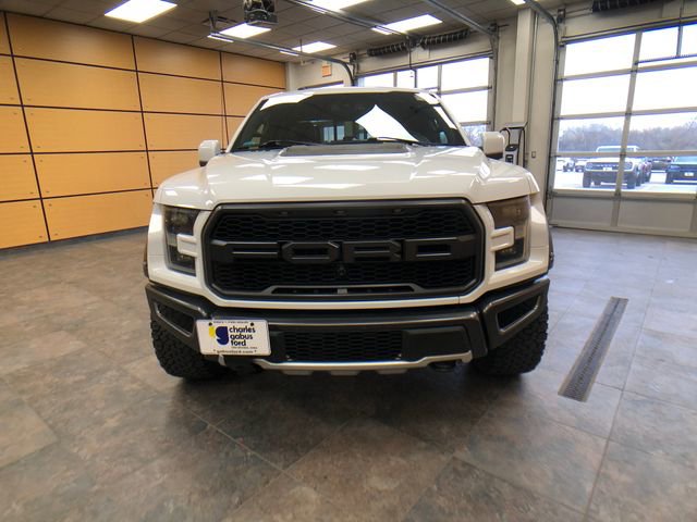 Certified 2017 Ford F150 Raptor w/ Equipment Group 802A Luxury image 4