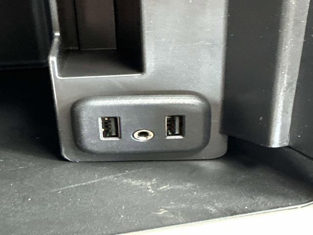 Used 2018 GMC Yukon SLT w/ Open Road Package image 24