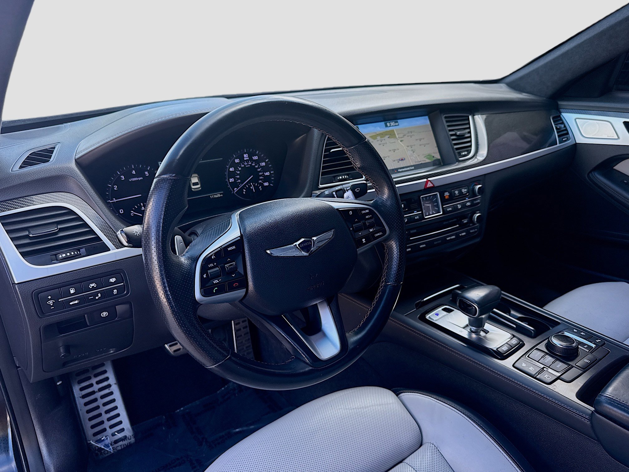 Used 2018 Genesis G80 3.3T Sport image 9