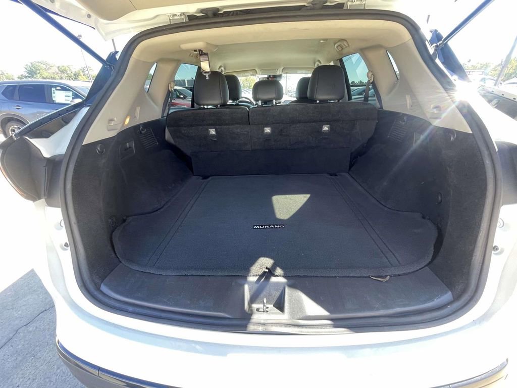 Used 2023 Nissan Murano SV w/ SV Midnight Edition Package image 10
