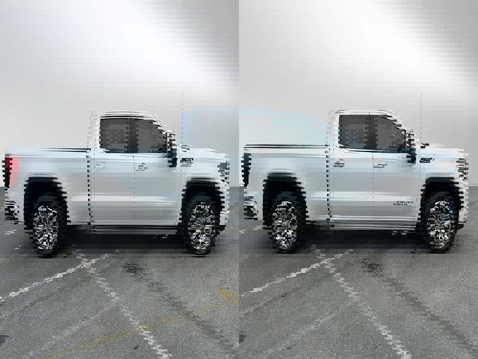 Used 2025 GMC Sierra 1500 Denali w/ Denali Reserve Package image 2