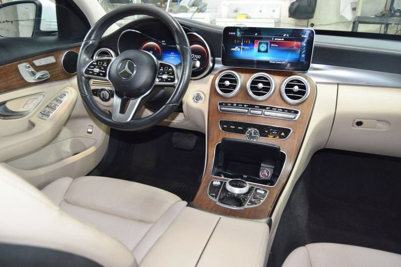 Used 2021 Mercedes-Benz C 300 Sedan image 26