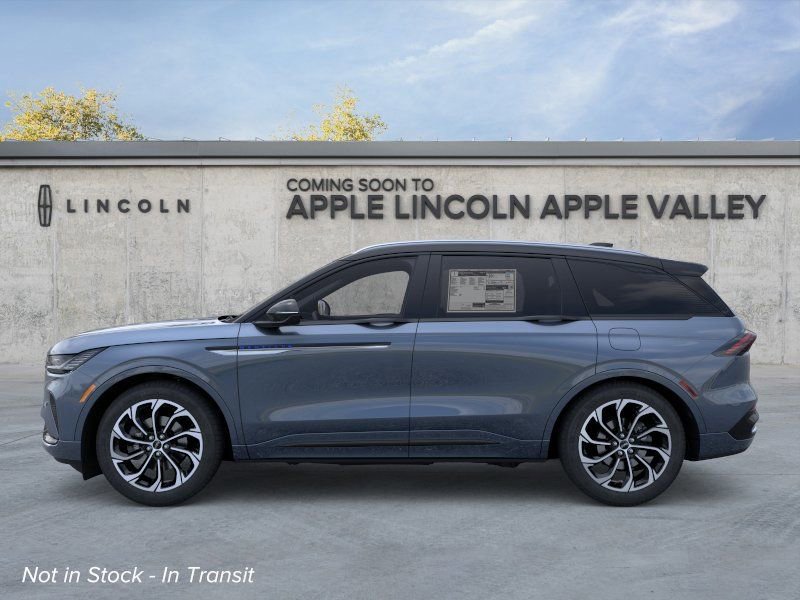 New 2026 Lincoln Nautilus Reserve AWD/4WD image 3