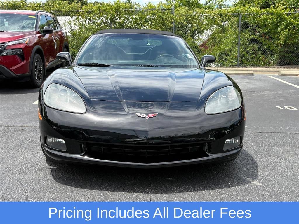 Used 2007 Chevrolet Corvette Convertible w/ Preferred Equipment Group RWD image 3