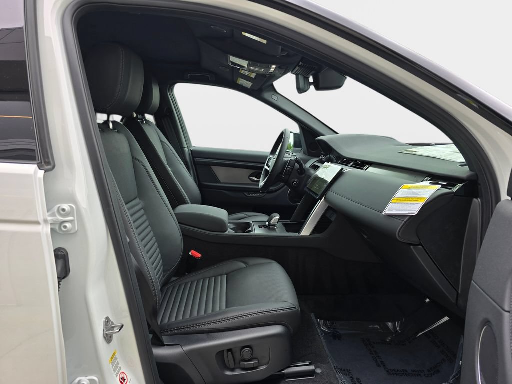New 2026 Land Rover Discovery Sport Landmark AWD/4WD image 10