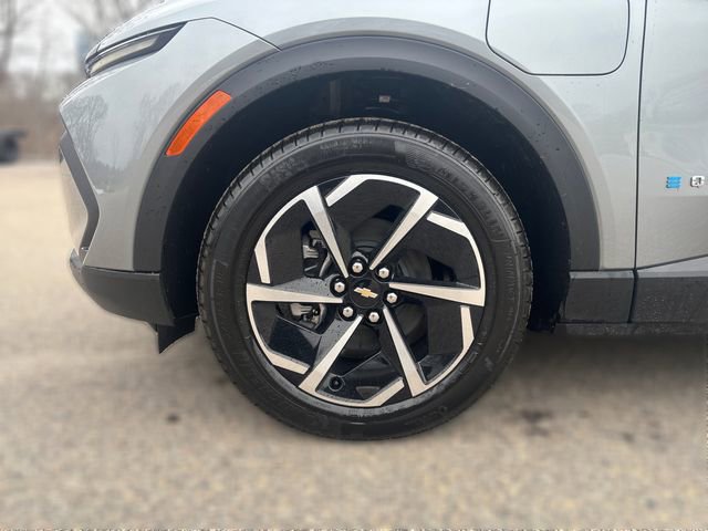 New 2026 Chevrolet Equinox EV LT AWD/4WD image 23