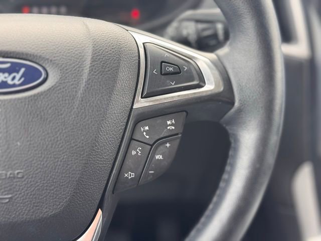 Used 2022 Ford Edge SEL w/ Convenience Package AWD/4WD image 11
