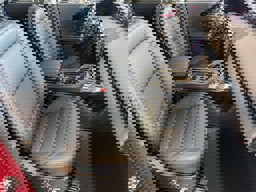 New 2026 Lincoln Nautilus Premier w/ Jet Appearance Package AWD/4WD image 28