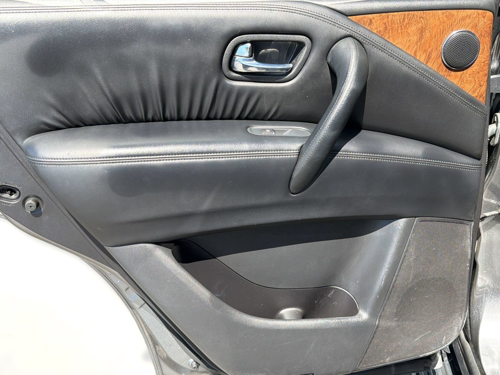 Used 2023 Nissan Armada SL w/ Captain's Chairs Package RWD image 30
