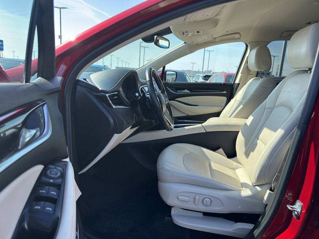 Used 2023 Buick Enclave Essence w/ Sport Touring Edition image 13