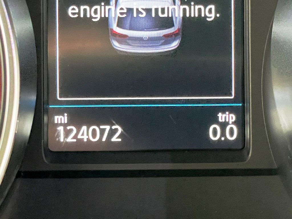 Used 2018 Volkswagen Tiguan SEL image 27