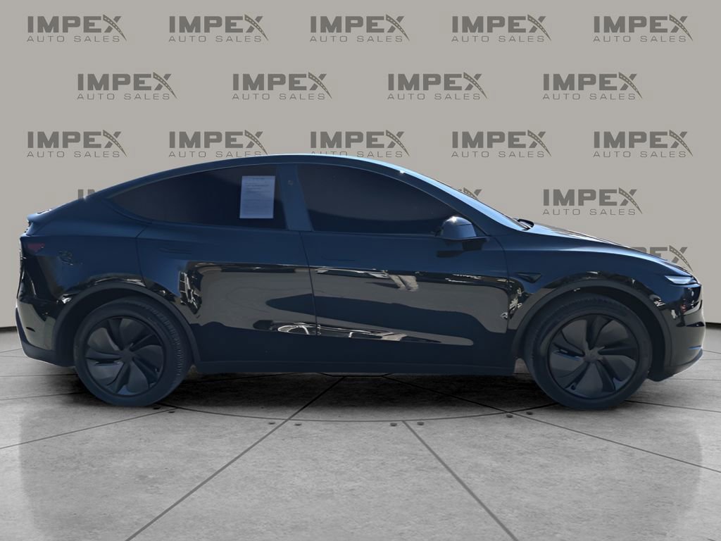 Used 2026 Tesla Model Y Long Range RWD image 6