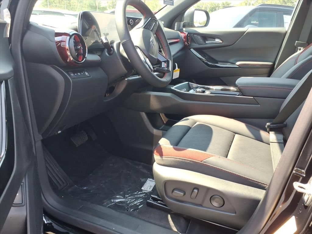 New 2027 Chevrolet Equinox RS w/ Safety and Technology Package AWD/4WD image 11