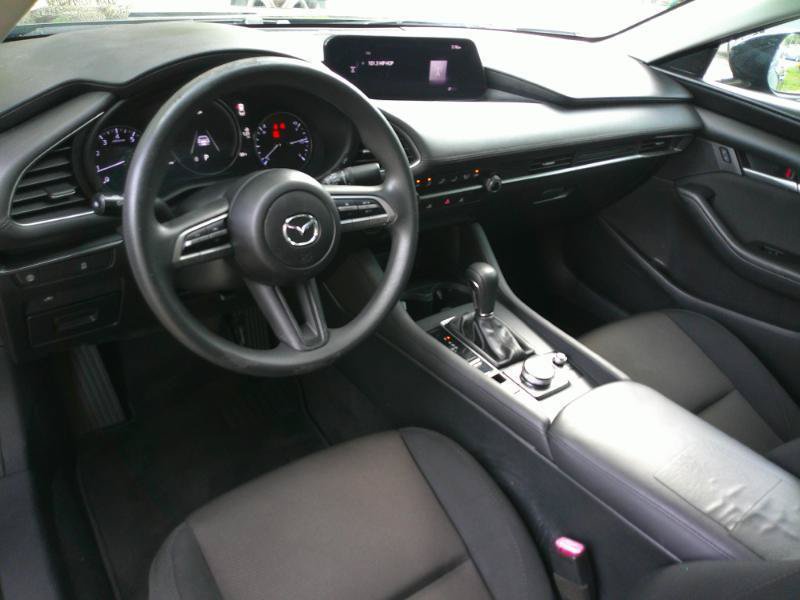 Used 2020 MAZDA MAZDA3 Sedan FWD image 11