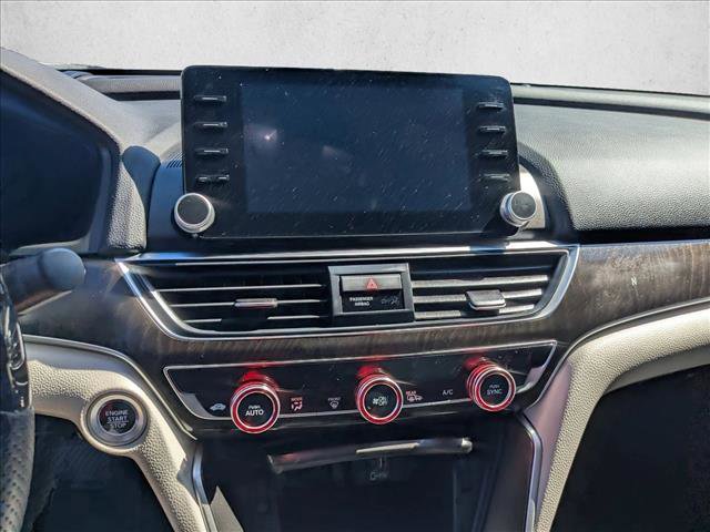 Used 2020 Honda Accord Touring image 8