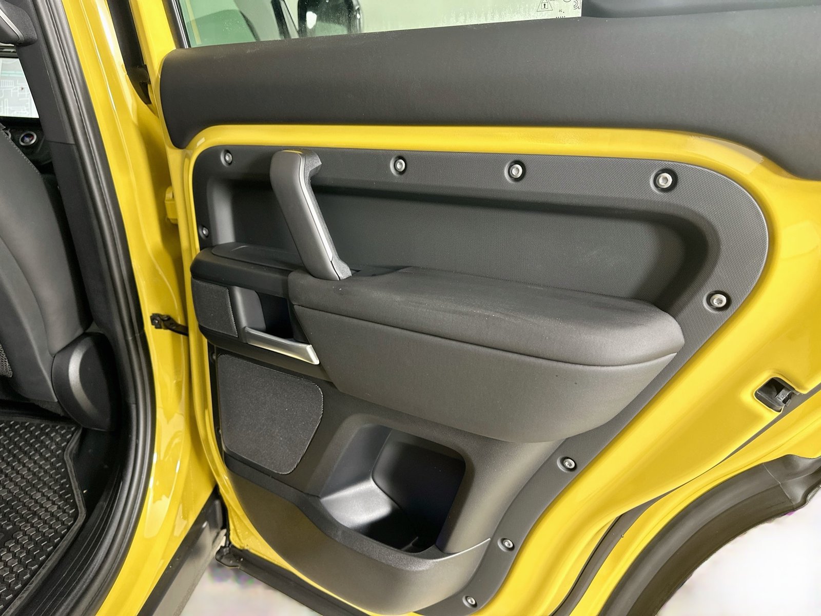New 2026 Land Rover Defender 110 Trophy Edition AWD/4WD image 39