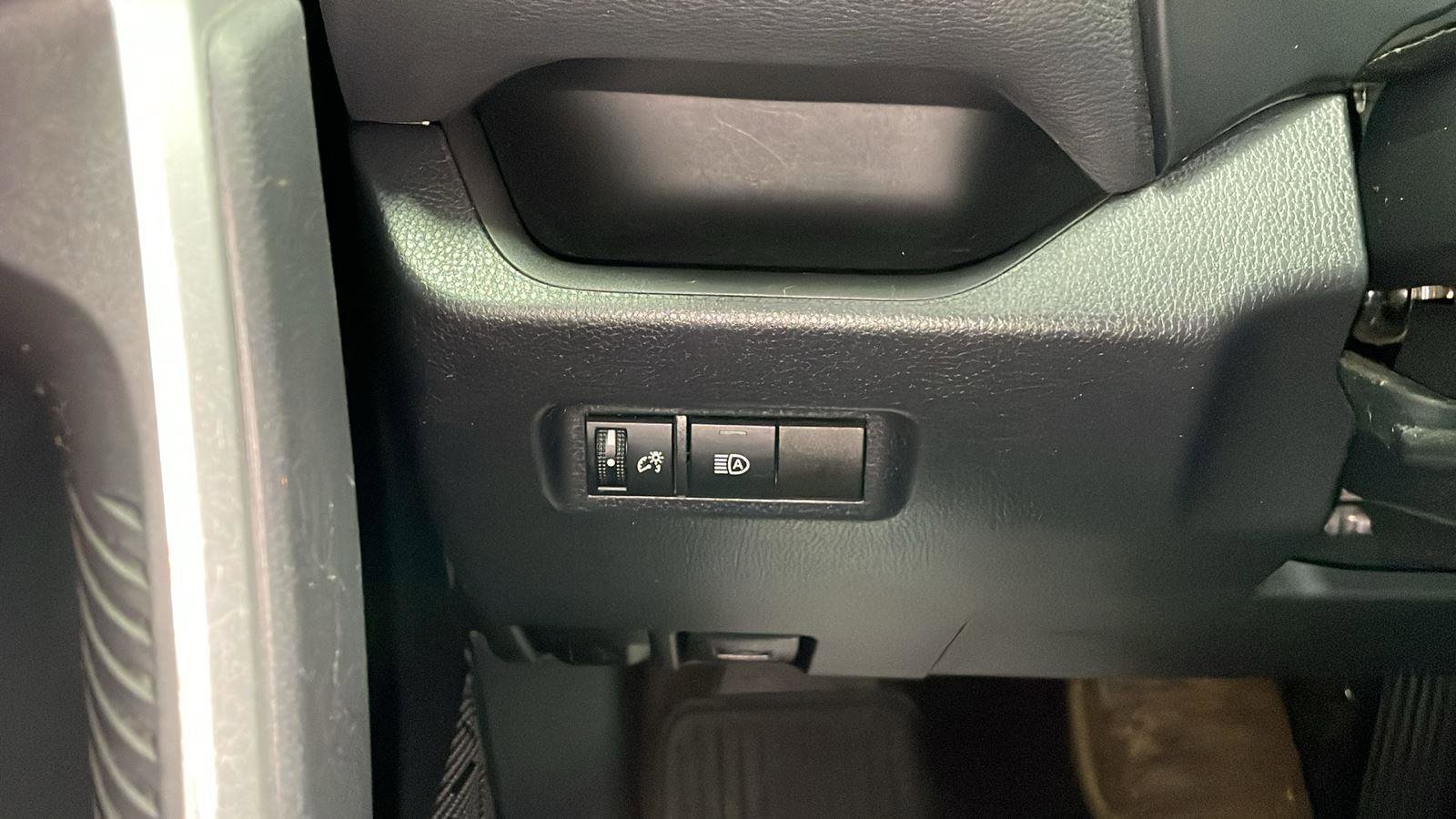 Used 2019 Toyota RAV4 LE w/ All Weather Liner Package image 20