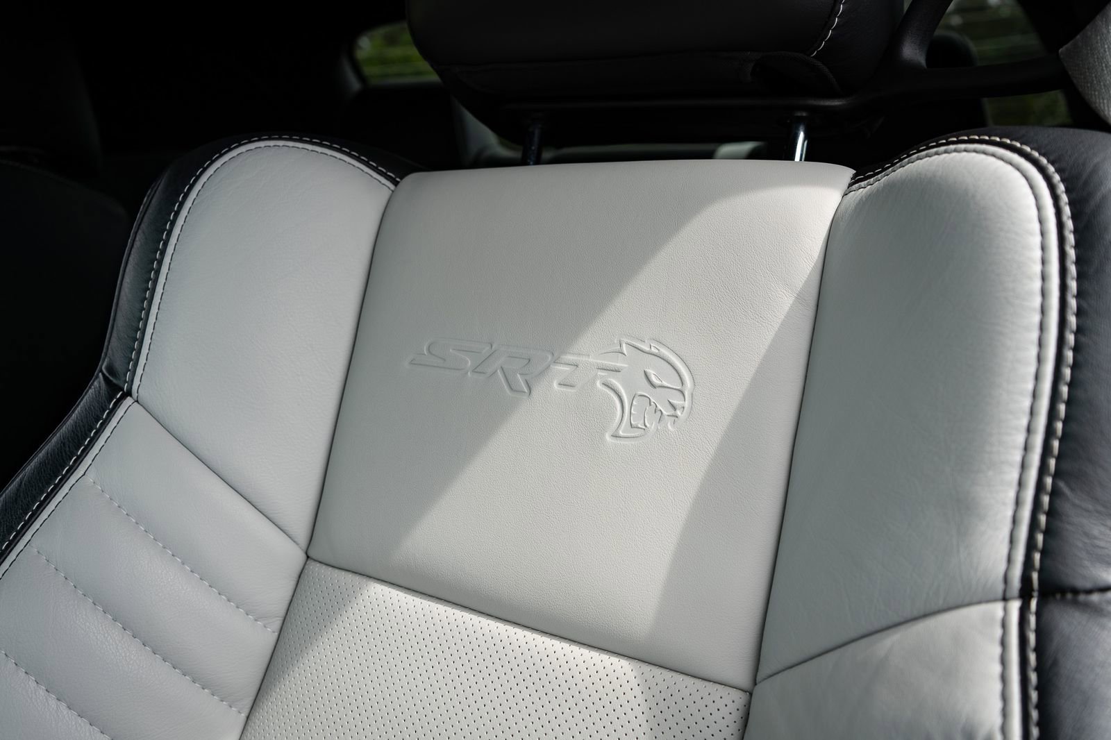 Used 2022 Dodge Challenger SRT Hellcat RWD image 35