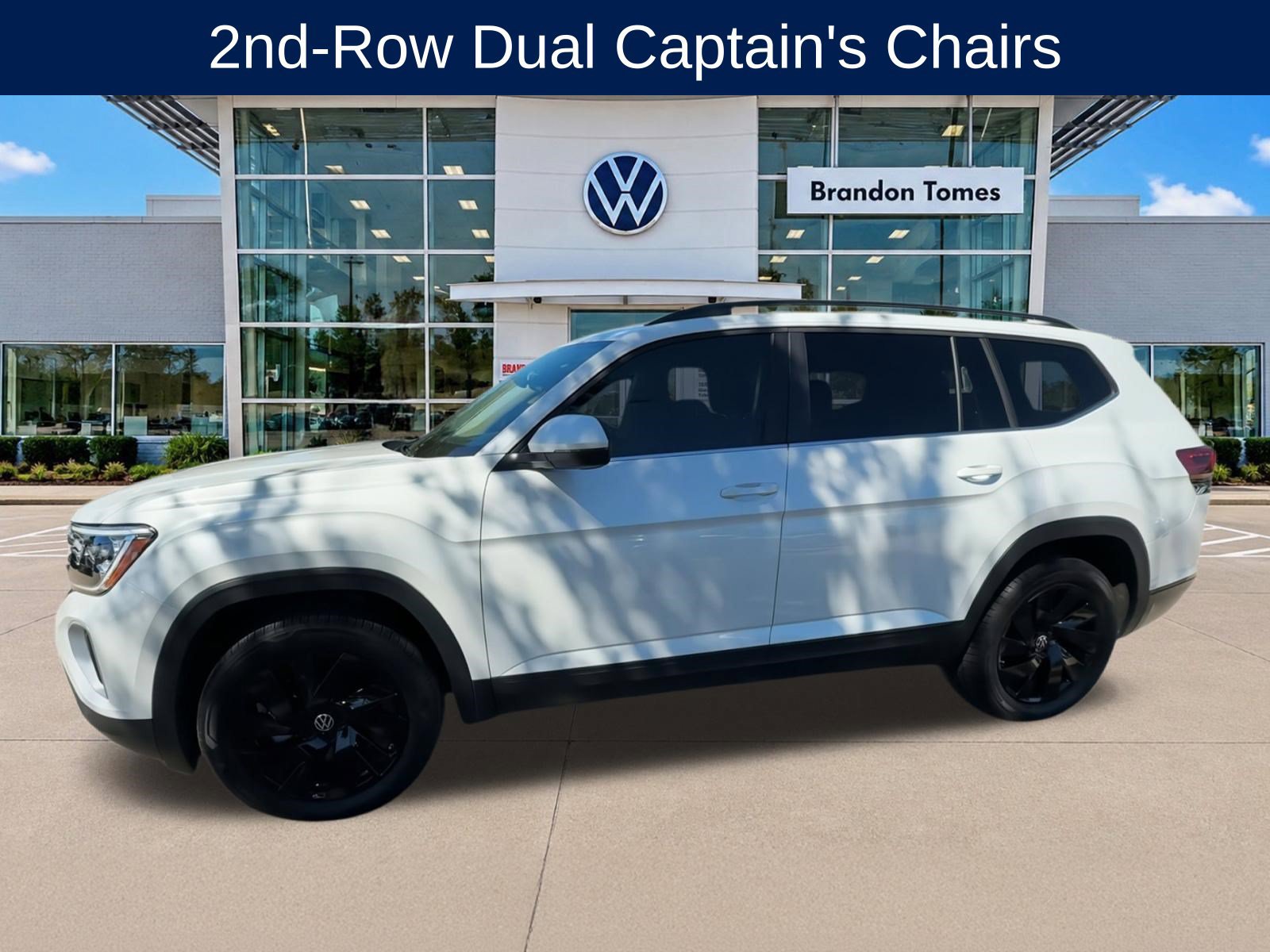 Used 2026 Volkswagen Atlas SE FWD image 4