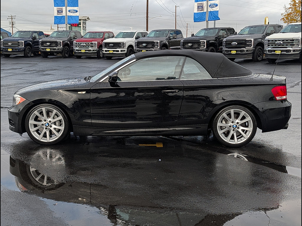 Used 2012 BMW 135i Convertible RWD image 9