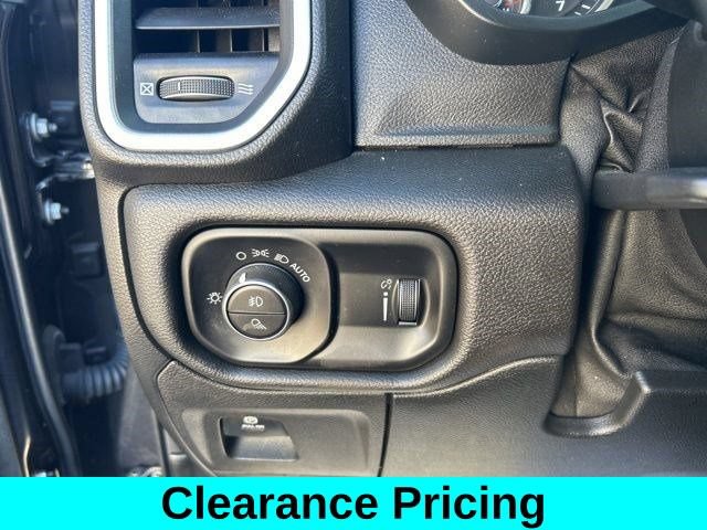 Used 2020 RAM 1500 Big Horn AWD/4WD image 18