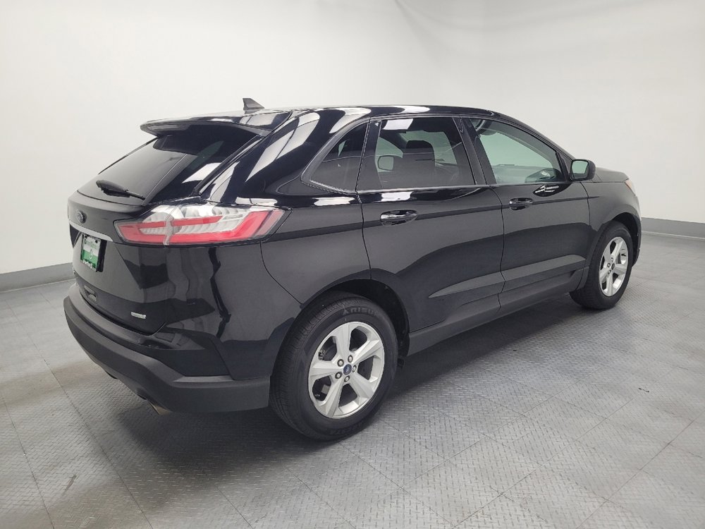 Used 2020 Ford Edge SE image 10