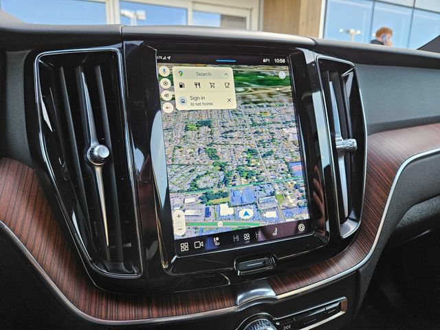 Certified 2023 Volvo XC60 B5 Plus AWD/4WD image 30
