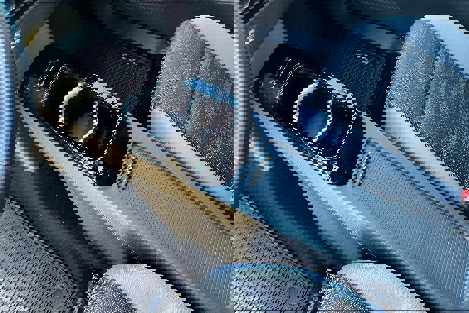 Used 2021 Volkswagen ID.4 Pro image 16