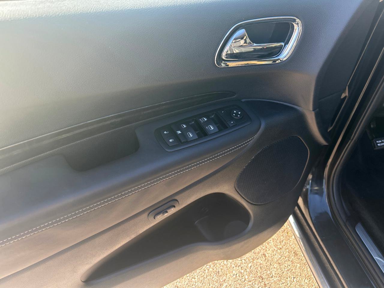 Used 2015 Dodge Durango Citadel w/ Technology Group AWD/4WD image 12