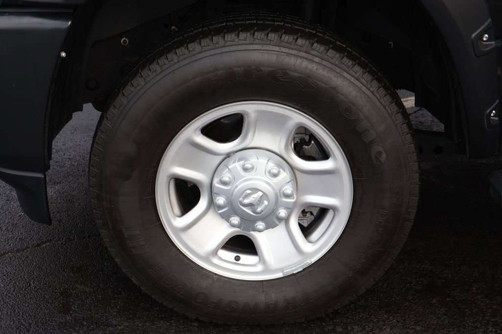 Used 2024 RAM 3500 Tradesman image 11