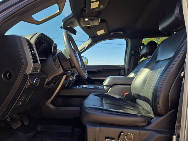 Used 2019 Ford Expedition Max XLT w/ Equipment Group 202A RWD image 16